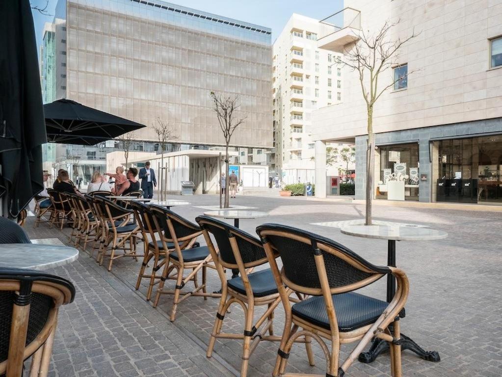 Seafront Luxury Apartment With Pool 슬리에마 외부 사진